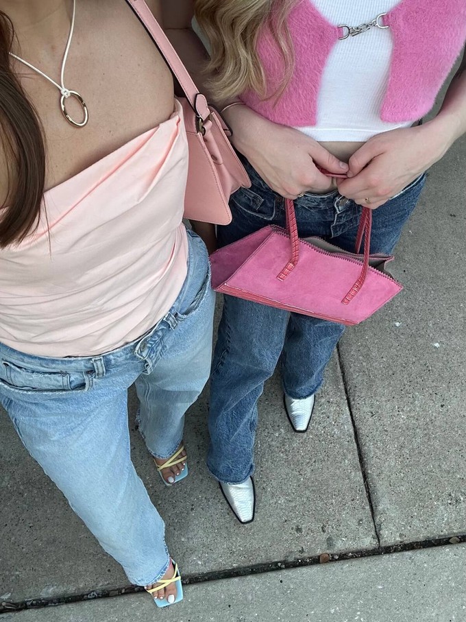 Friends embracing y2k fashion ethically