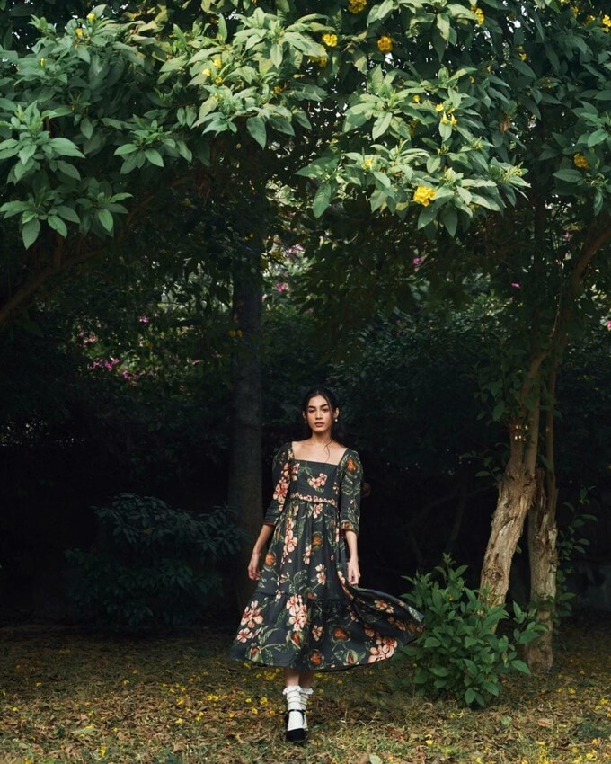 Consumer wearing a sustainable dress made with hemp fabric