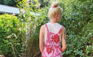 6 Sustainable Summer Outfit Ideas: Breezy & Stylish