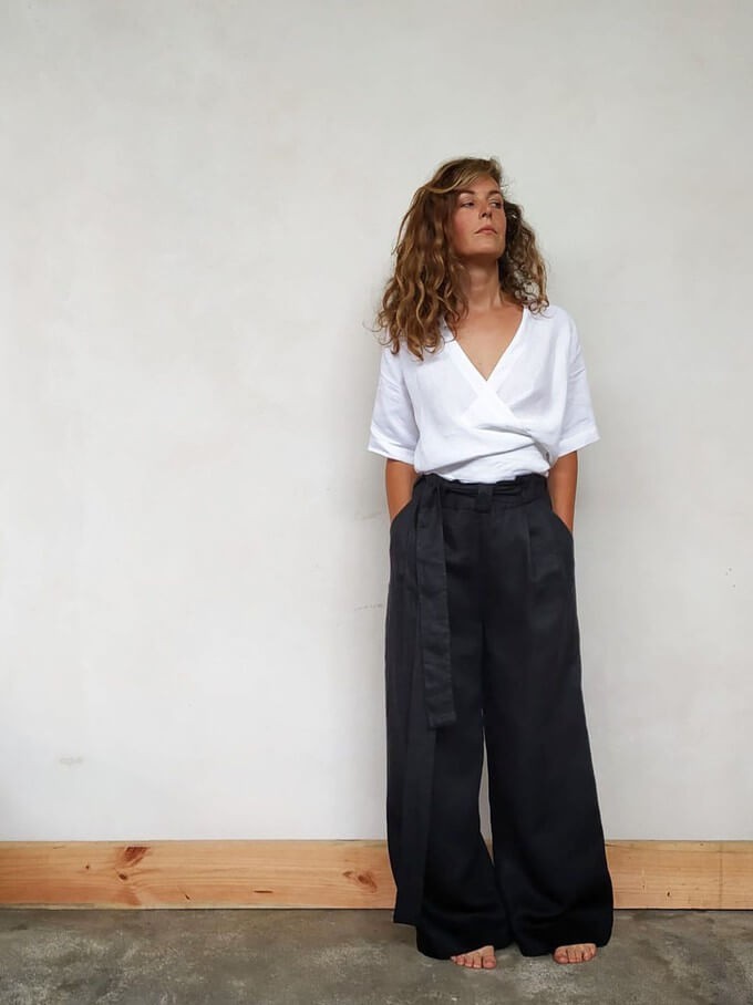 Summer outfit with linen trousers