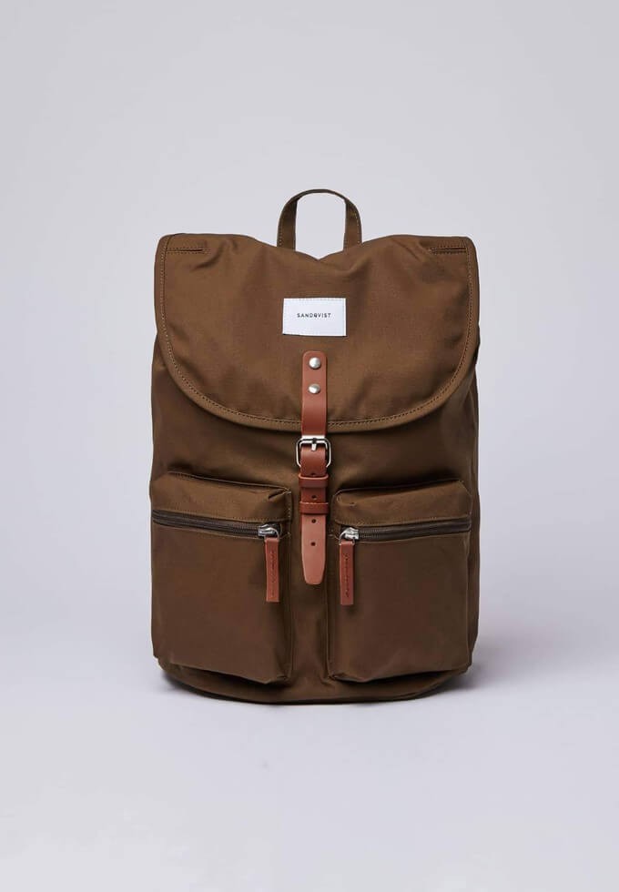 Sustainable travel backpack