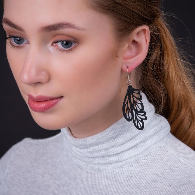 Upcycled earrings as a sustainable gift idea for her