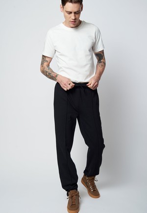 Organic cotton pants SIDE in black from AFORA.WORLD