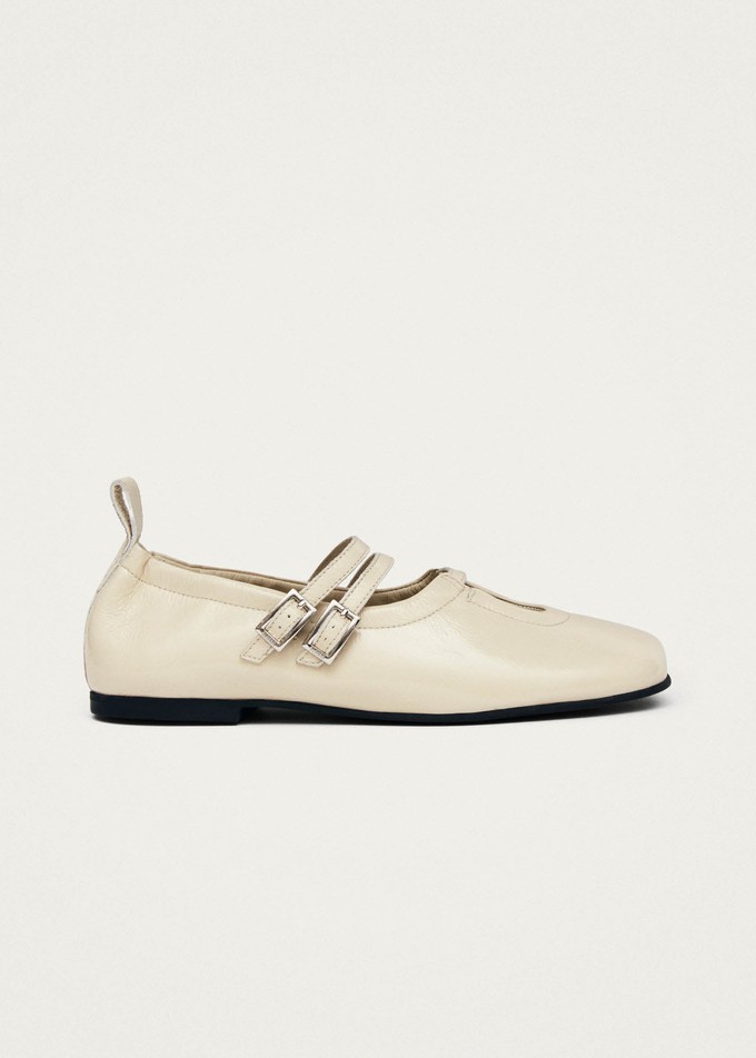 Anne Onix Cream Leather Ballet Flats from Alohas