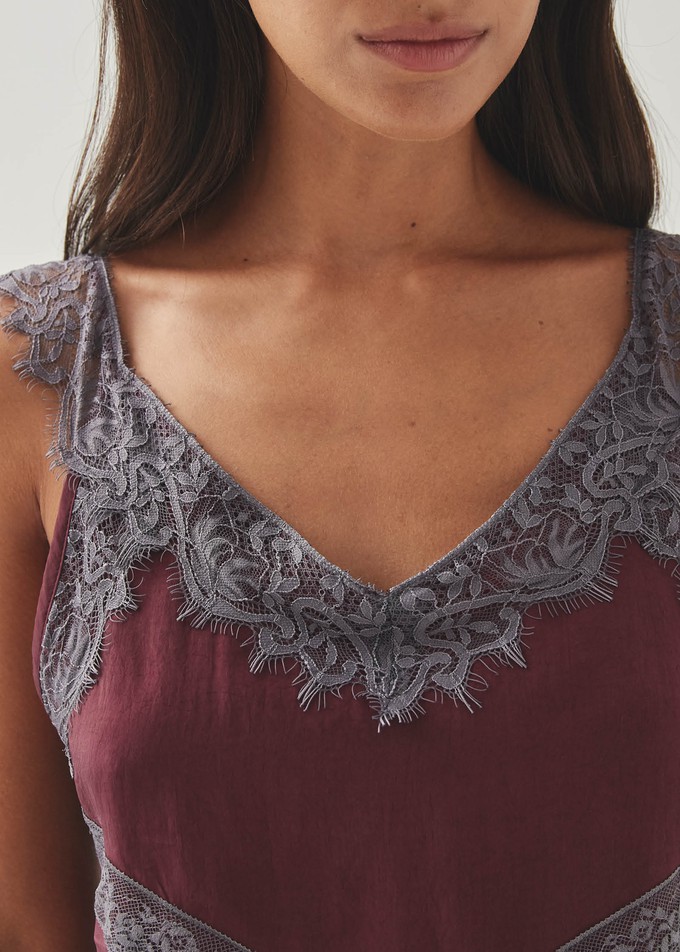 Hebe Burgundy Top from Alohas