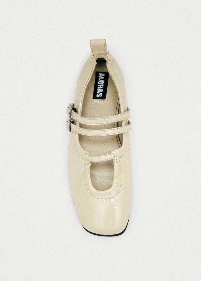 Anne Onix Cream Leather Ballet Flats from Alohas