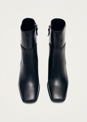 West Vintage Total Black Leather Ankle Boots from Alohas