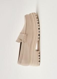 Obsidian Cream Leather Loafers via Alohas
