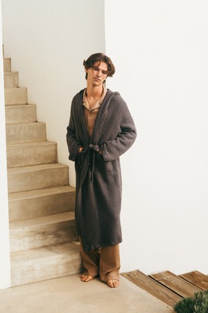 Men's waffle bathrobe in Charcoal from AmourLinen