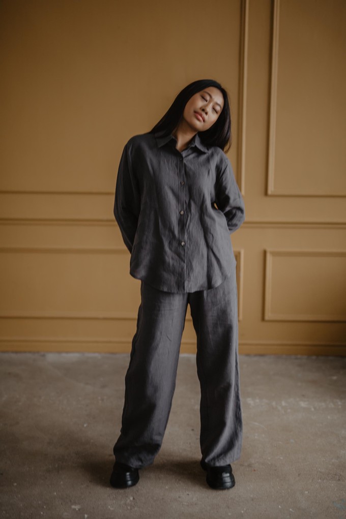 ODENSE shirt in Charcoal from AmourLinen