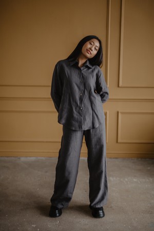 ODENSE shirt in Charcoal from AmourLinen