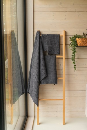 Linen waffle towel set in Charcoal (3 pcs) from AmourLinen Linen waffle towel set in Charcoal (3 pcs) from AmourLinen