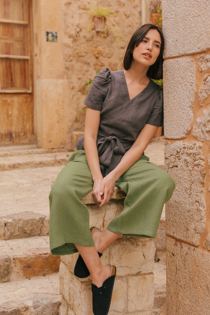 ELISA top in Charcoal from AmourLinen