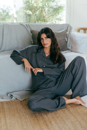 Pajama set SNOOZE in Charcoal from AmourLinen
