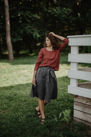 BERGEN skirt in Charcoal from AmourLinen
