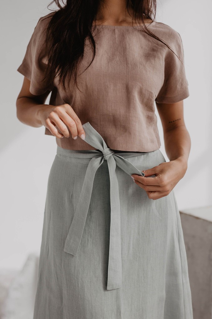 Lisa linen crop top in Rosy Brown from AmourLinen