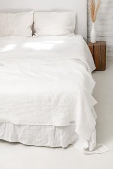 Linen waffle bed throw in White via AmourLinen
