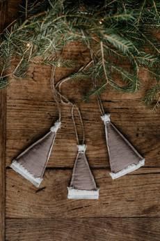 Christmas tree decorations (set of 3) via AmourLinen
