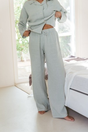 Pajama set SNOOZE in Sage Green from AmourLinen