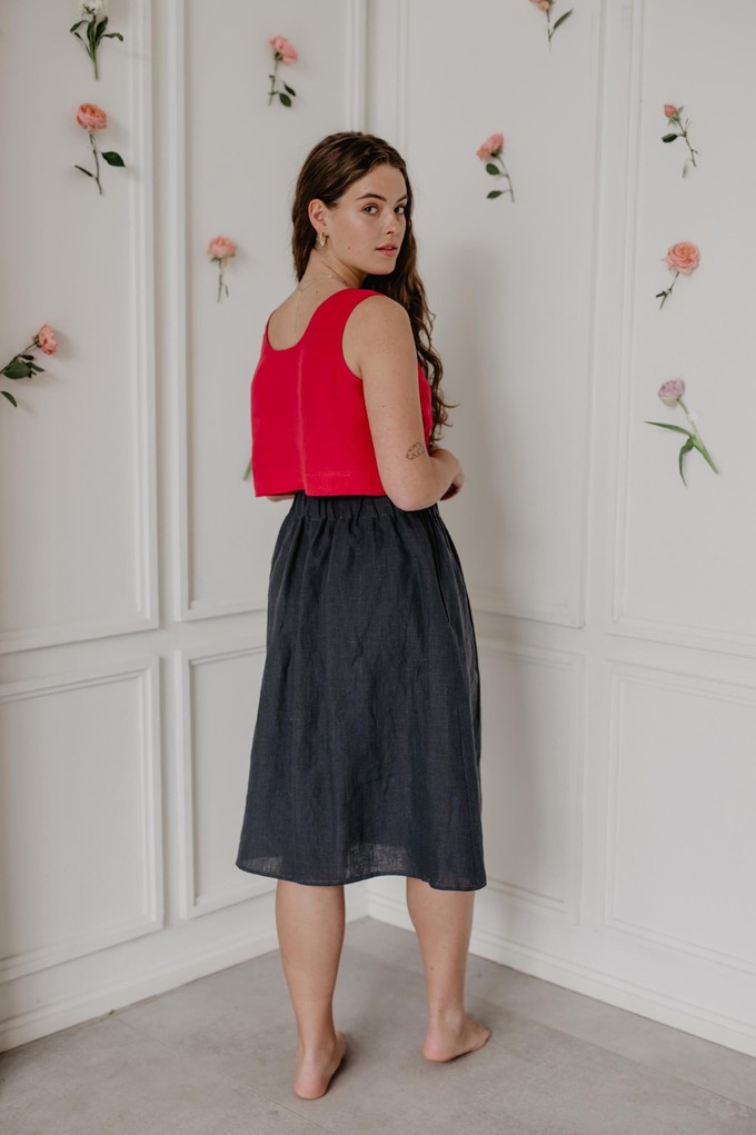 PIPPA crop top in Viva Magenta from AmourLinen