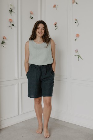 MATILDA shorts in Charcoal from AmourLinen