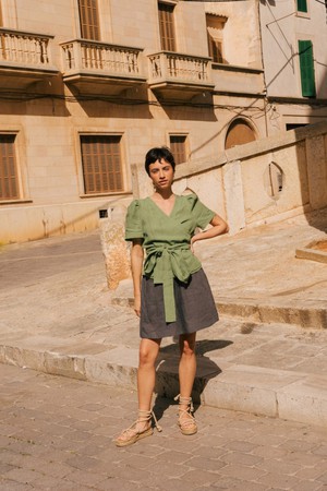 BETTY shorts in Charcoal from AmourLinen