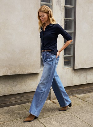 Susan Organic Cotton Button Down Top from Baukjen