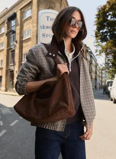 Lynette Suede Tote Bag via Baukjen