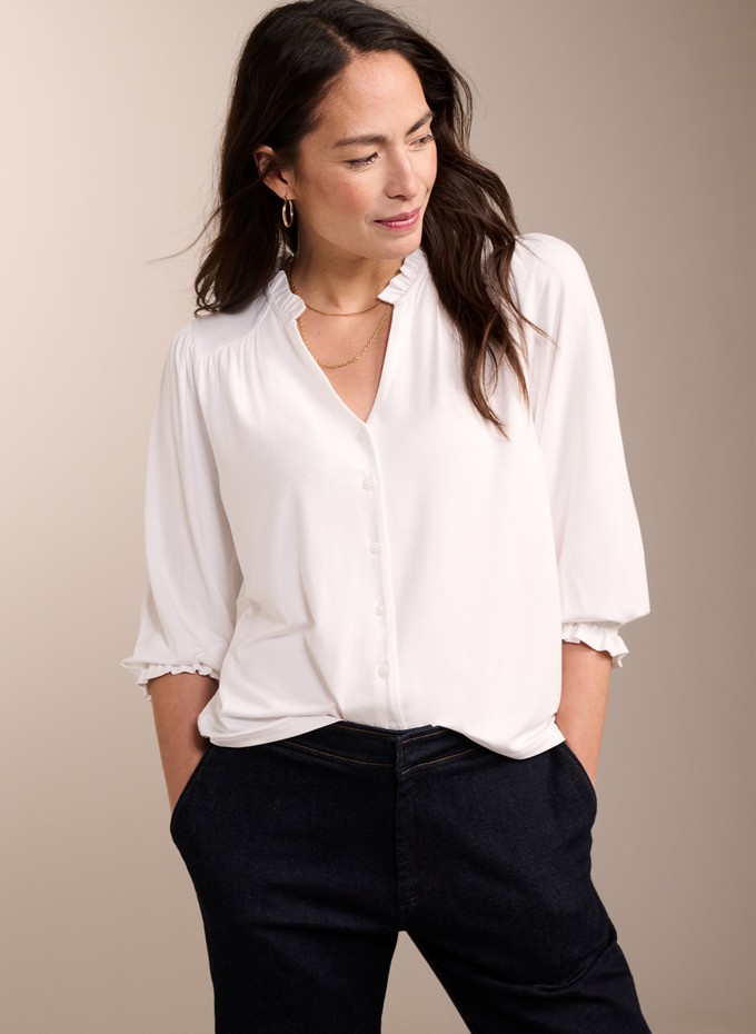 Annie Ruffle Collar Blouse from Baukjen