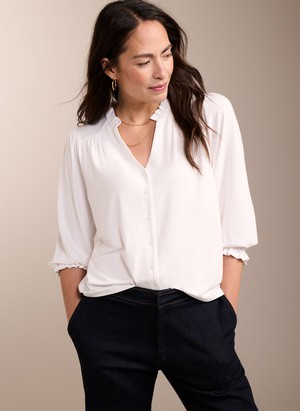 Annie Ruffle Collar Blouse from Baukjen