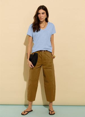 Hanorah Organic V-Neck Tee from Baukjen