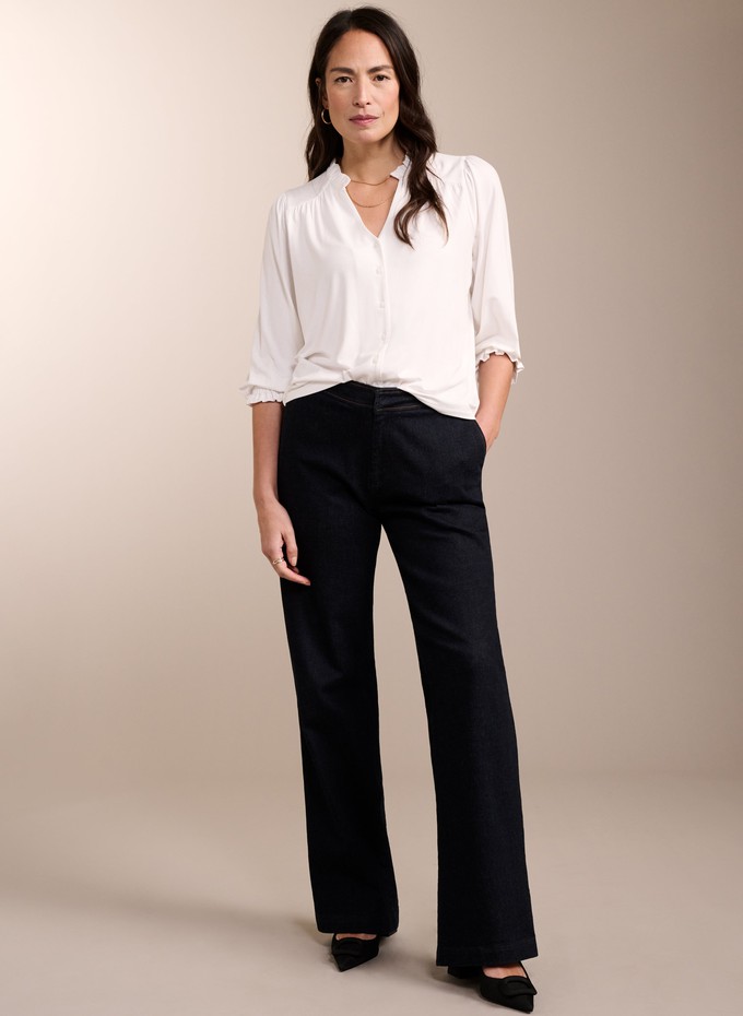 Annie Ruffle Collar Blouse from Baukjen