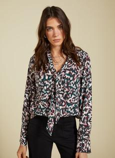 Effie Printed Tie Neck Blouse via Baukjen