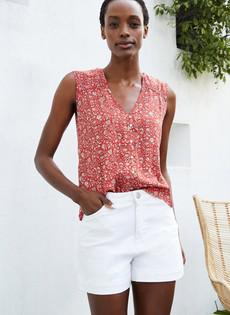 Elina Organic Shorts via Baukjen