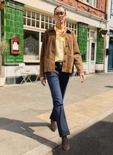 Zenna Straight leg Jean via Baukjen