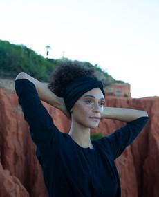 Anjalina Organic Cotton Yoga Stretch Headband in Black via Beaumont Organic