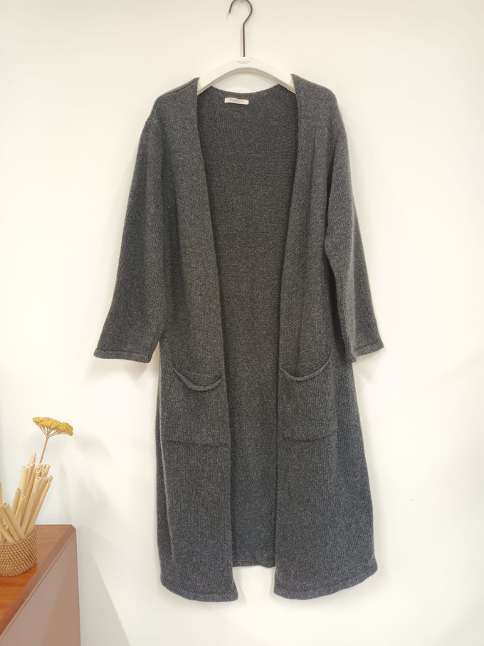 Whitney-Rose Cardigan In Dark Grey Marl Size XS from Beaumont Organic