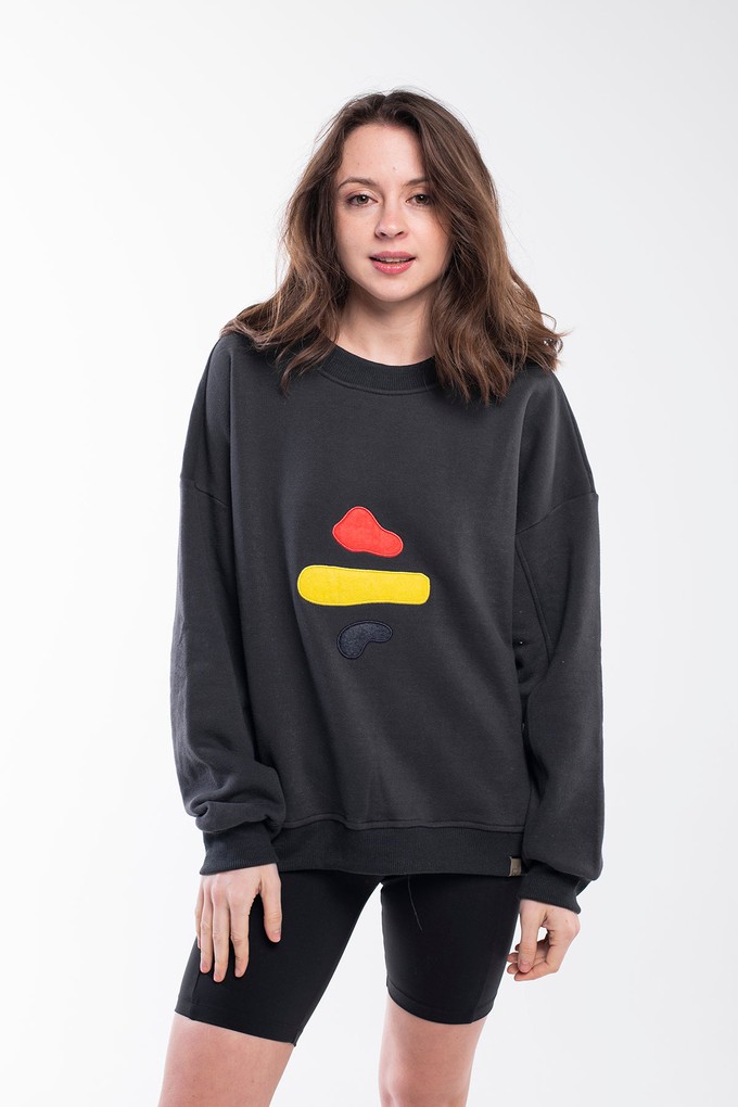 Balance Stones Sweatshirt from Bee & Alpaca