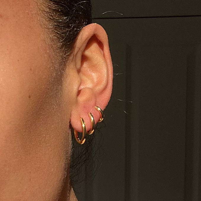 THE BASE HOOP LARGE - solid gold from Bound Studios