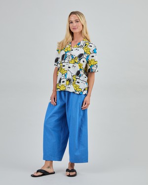 Peanuts Freehugs Aloha Blouse Blue from Brava Fabrics