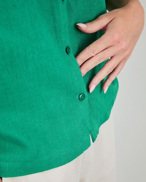 Boxy Squared Blouse Green from Brava Fabrics
