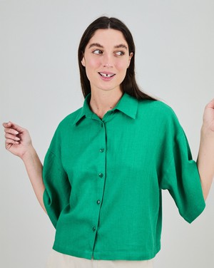 Boxy Squared Blouse Green from Brava Fabrics