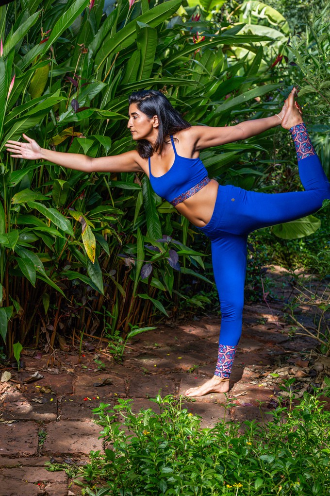 Blue Adorned Ankle Leggings from chaYkra