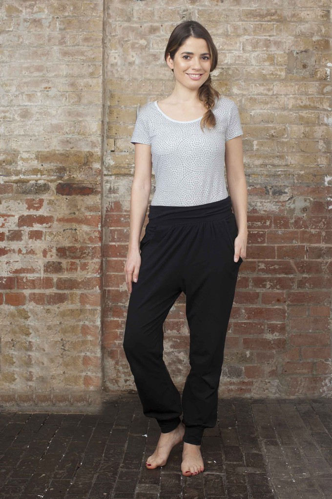 Black Pocket Play Harems from chaYkra