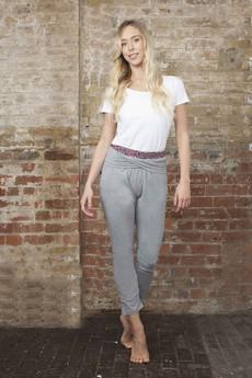 White Cotton Comfort Tee via chaYkra