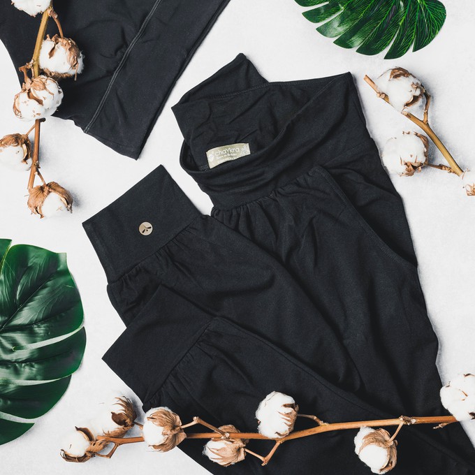 Black Pocket Play Harems from chaYkra
