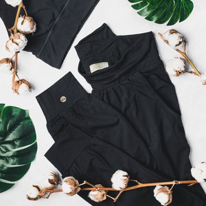 Black Pocket Play Harems from chaYkra