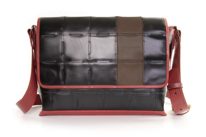 Field Bag | Leather & Fire-hose from Elvis & Kresse
