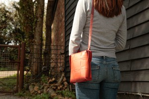 Saddle Bag | Leather & Fire-hose from Elvis & Kresse
