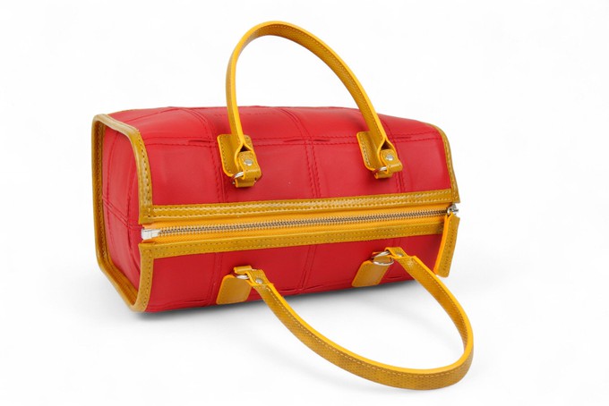 Small Post Bag | Leather & Fire-hose from Elvis & Kresse